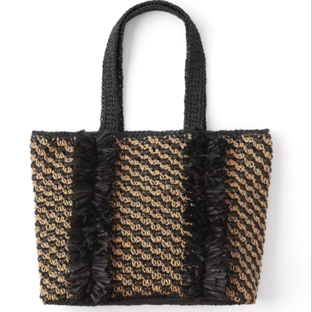 NWT, LOFT women's frindge detail straw tote/ beach bag